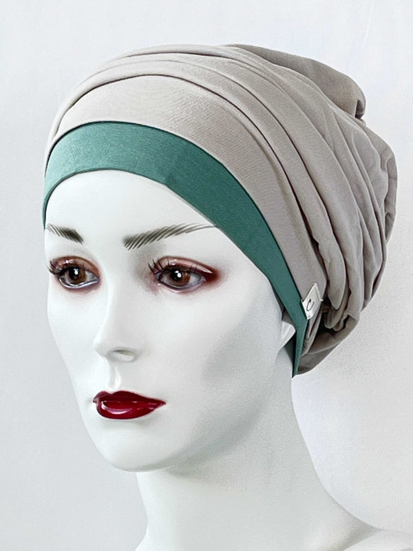 Chemo Mützen Kombinationen Hellgrau