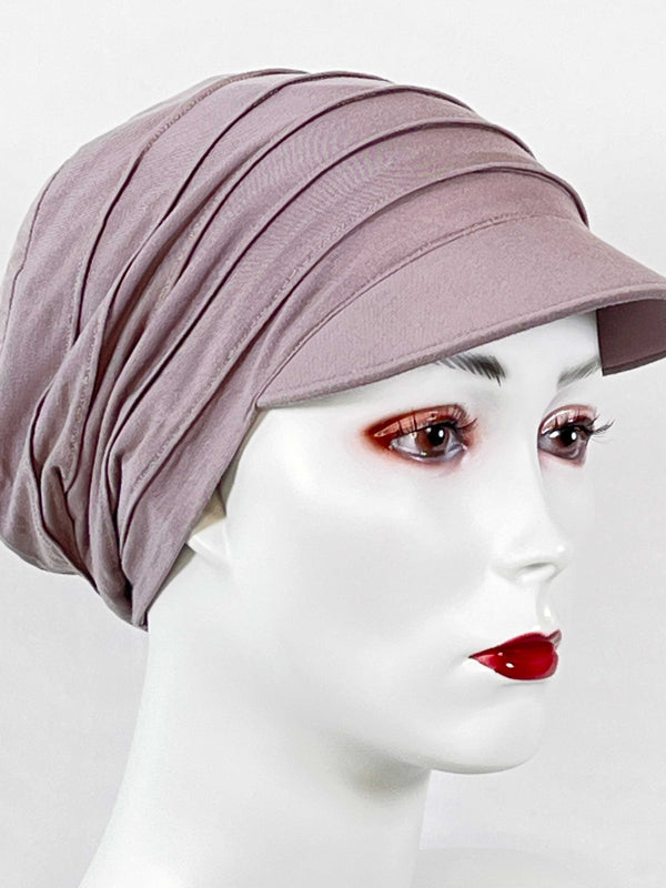 Schildmützen mit Biesen